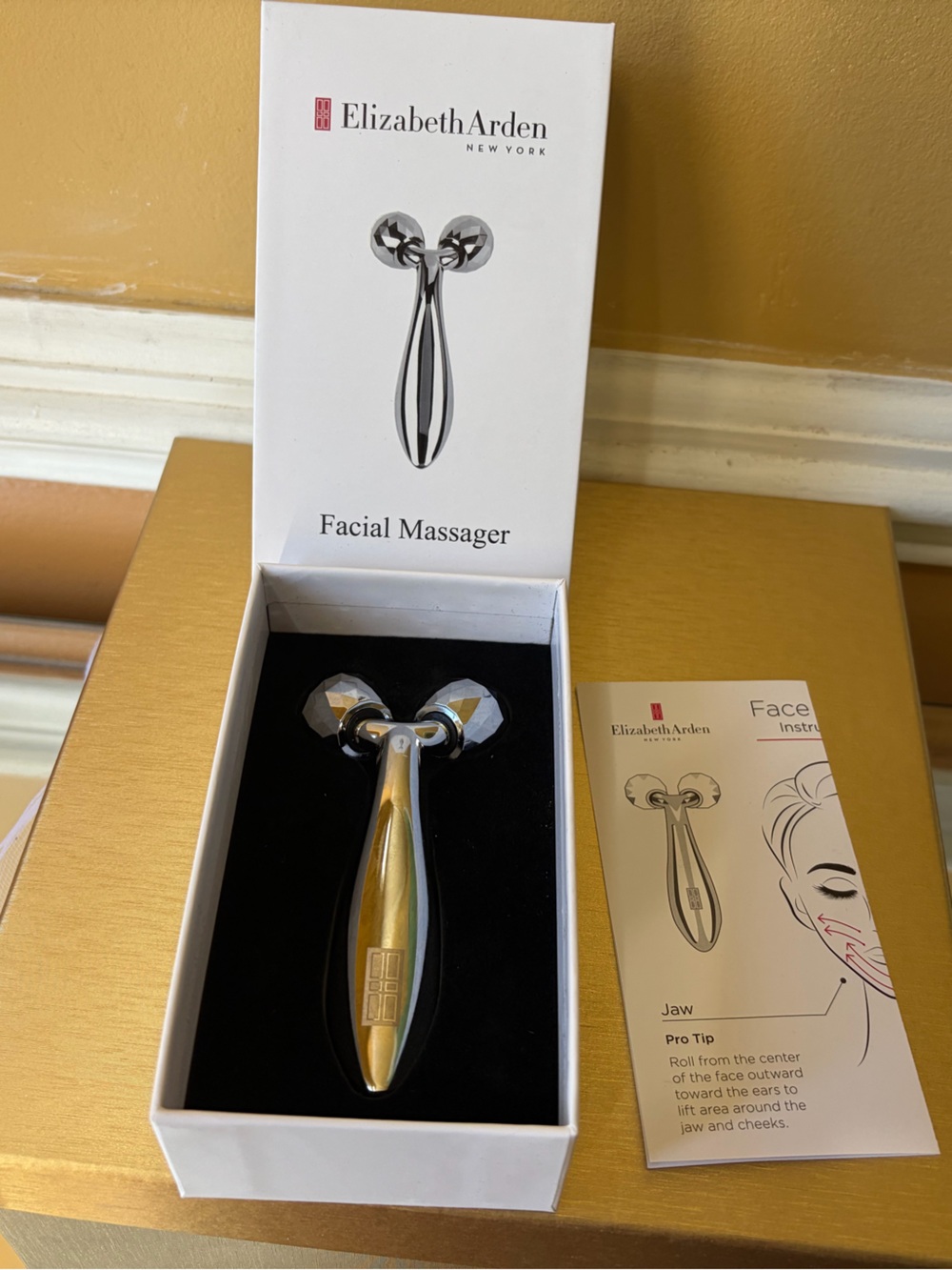 Elizabeth Arden Silver Dual-Roller Facial Massager